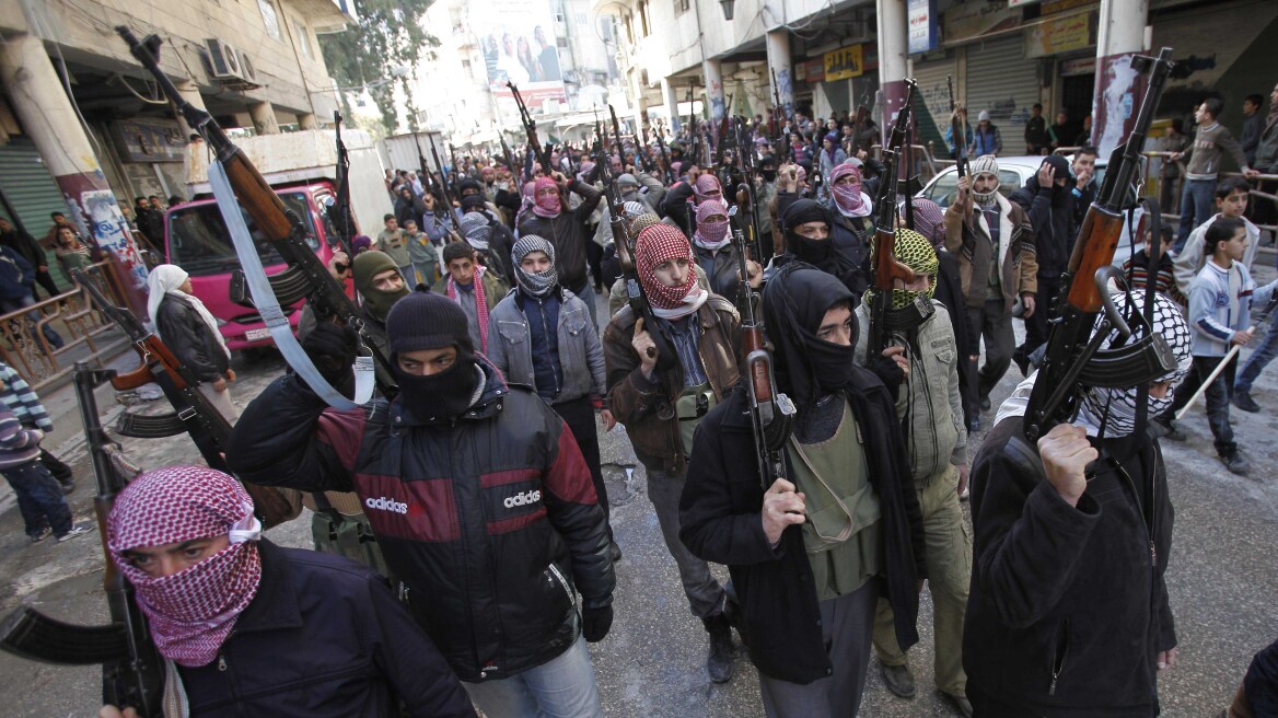 Συρία: Συγκρούσεις ανάμεσα σε αντάρτες και Αλ Κάιντα